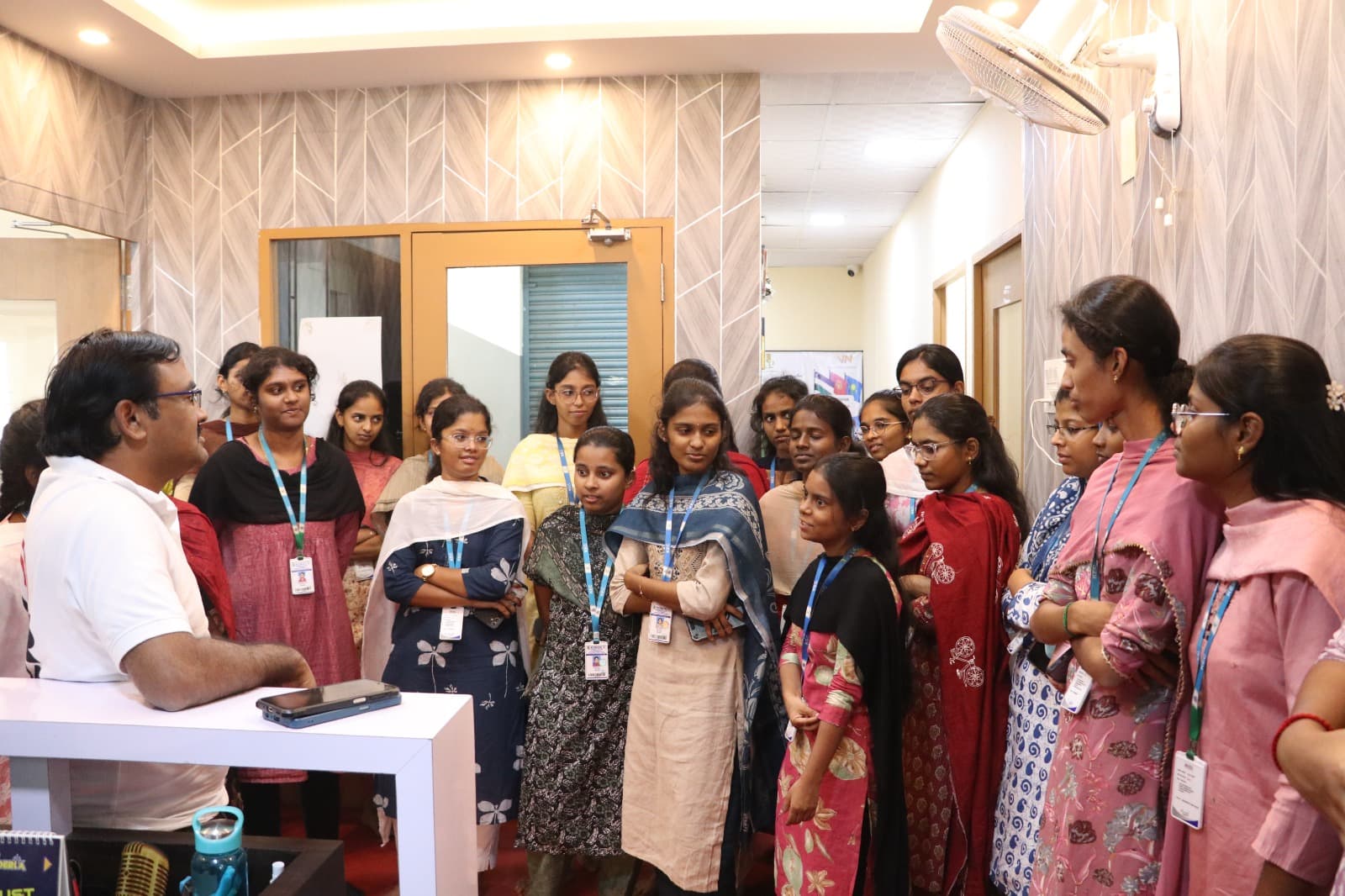 Kongu Engineering college ECE students Field visit done to AirMedia Office