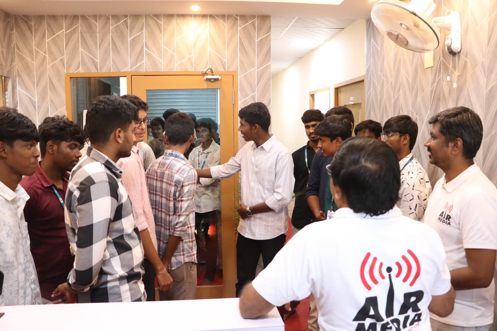 KonguErdoe Engineering college ECE students Field visit done to AirMedia Office